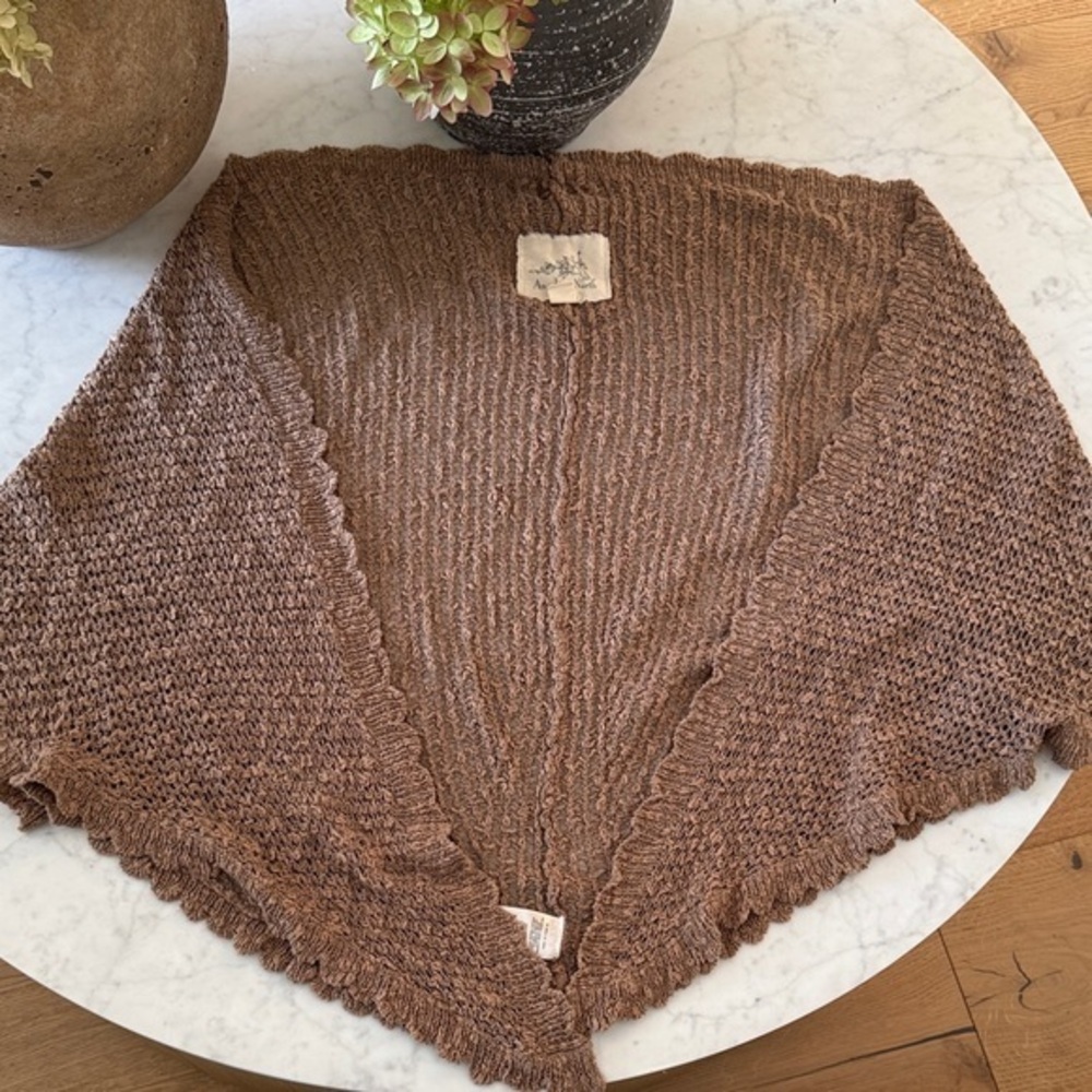 Angel Of The North Brown Knit Poncho Boho Fringe Shawl XS